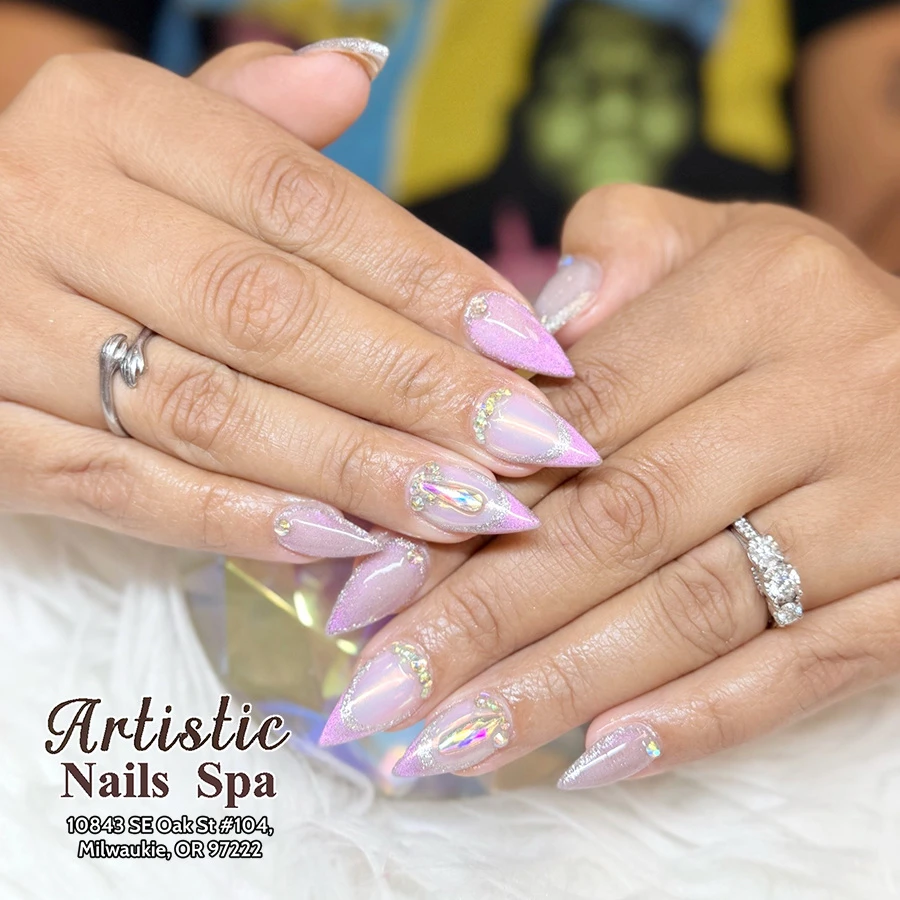 Artistic Nails & Spa